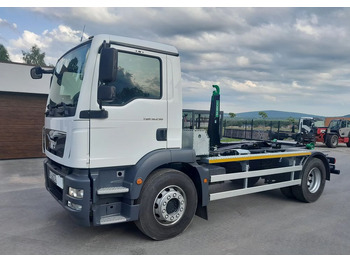 Haakarmsysteem vrachtwagen MAN TGM 18.290