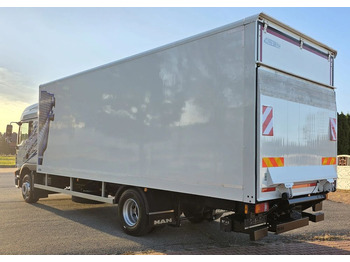 Bakwagen MAN TGM 15.290 / TGL / KONTENER / IZOTERMA / WINDA / KLIMA POSTOJOWA / 2019R / EURO 6 / PEŁEN SERWIS /  8200KG ŁADOWNOŚĆ  / SPROWADZONY / ZADBANY / JAK NOWY /  KSIĄŻKA SERWISOWA / E6 / 18 PALET: afbeelding 4