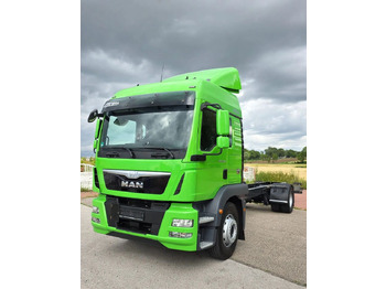 Schuifzeilen vrachtwagen MAN TGM 18.340