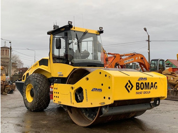 Leasing Bomag BW219 DH5+3D Trimble GPS Bomag BW219 DH5+3D Trimble GPS: afbeelding 4 Leasing Bomag BW219 DH5+3D Trimble GPS Bomag BW219 DH5+3D Trimble GPS: afbeelding 4