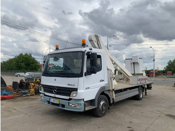 Vrachtwagen hoogwerker MERCEDES-BENZ Atego 818