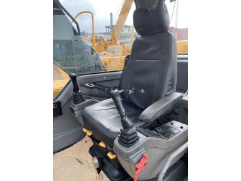 Rupsgraafmachine VOLVO EC210BLC