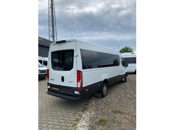Touringcar Iveco Daily- 21 Miejsc: afbeelding 2
