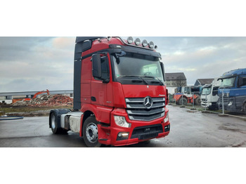 Trekker MERCEDES-BENZ Actros 1842
