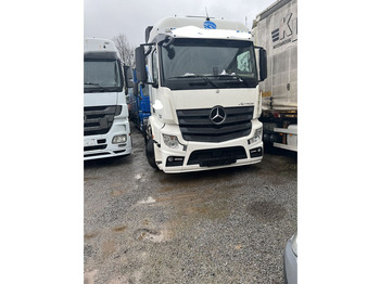 Trekker MERCEDES-BENZ Actros 1842