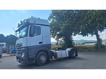 Trekker MERCEDES-BENZ Actros 1851