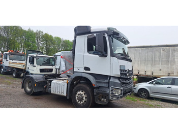 Trekker Mercedes-Benz 1840 HD 4x4 Arocs: afbeelding 2
