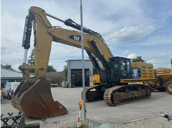 Rupsgraafmachine CATERPILLAR 390