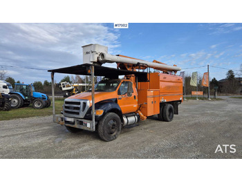 Vrachtwagen hoogwerker Lift for maintenance and assembly work FORD F750 (2013): afbeelding 3 Vrachtwagen hoogwerker Lift for maintenance and assembly work FORD F750 (2013): afbeelding 3