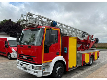 Brandweerwagen Iveco Eurocargo 130E24: afbeelding 3 Brandweerwagen Iveco Eurocargo 130E24: afbeelding 3