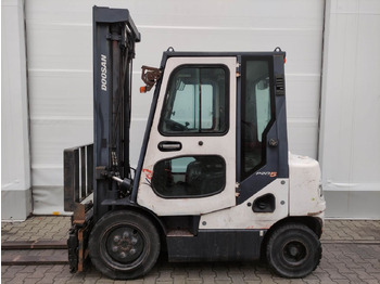 Diesel heftruck DOOSAN