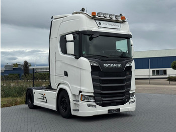Trekker SCANIA S