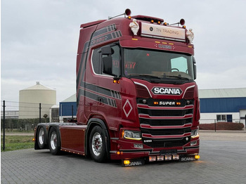 Trekker SCANIA S 650 V8