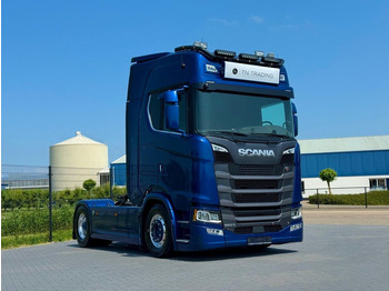 Trekker SCANIA S 660