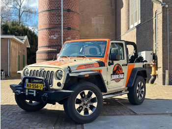 Personenwagen JEEP