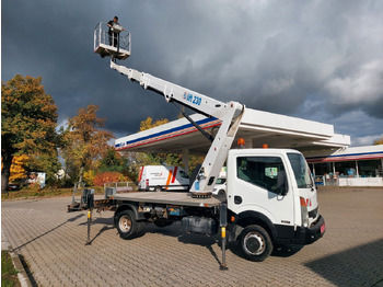 Vrachtwagen hoogwerker NISSAN