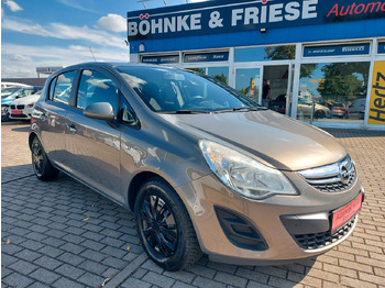 Personenwagen OPEL