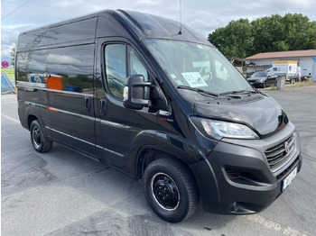 Kleine bestelwagen FIAT Ducato