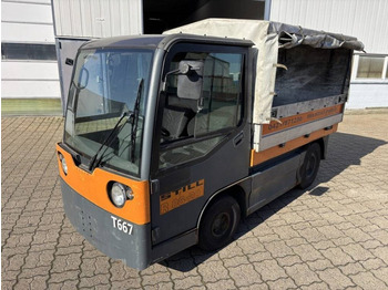 Vrachtwagen met open laadbak