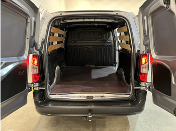 Kleine bestelwagen Toyota PROACE CITY 1.5 D-4D Live Long 130 PK / Euro 6 / Airco / Cruise Control / PDC / CarPlay / Navigatie / Trekhaak /: afbeelding 5