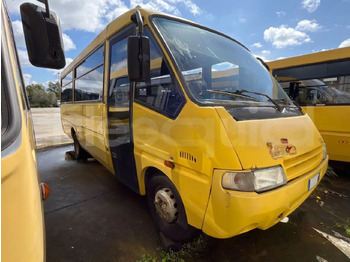 Schoolbus Iveco Cacciamali: afbeelding 2