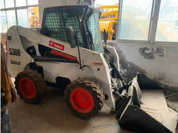 Schranklader BOBCAT S300