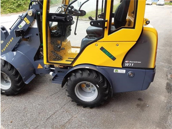 Kniklader Eurotrac W11 med lang arm, førerhus, skovl og gafler: afbeelding 5