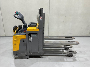 Stapelaar JUNGHEINRICH ERD