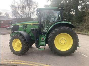 Tractor John Deere 6215R: afbeelding 2