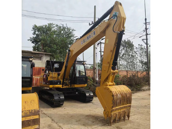 Rupsgraafmachine CATERPILLAR 320D2