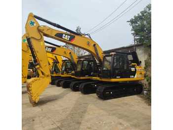 Rupsgraafmachine CATERPILLAR 320D2