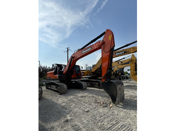 Rupsgraafmachine DOOSAN DX225