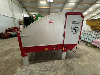 Hooi-/ Voedermachine