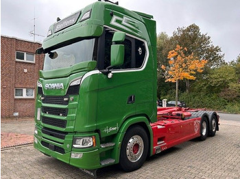 Haakarmsysteem vrachtwagen SCANIA S 580