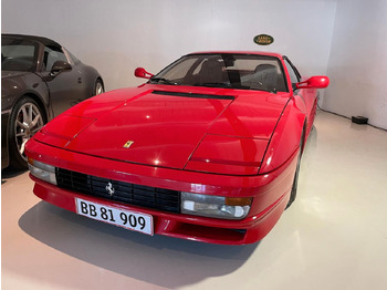 Personenwagen FERRARI