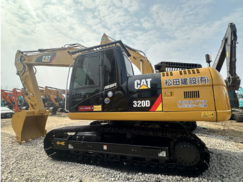 Rupsgraafmachine CATERPILLAR 320D2
