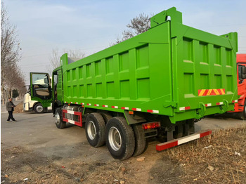 Kipper vrachtwagen HOWO: afbeelding 3