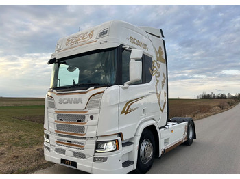 Trekker SCANIA R 500