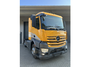 Trekker MERCEDES-BENZ Actros 1845