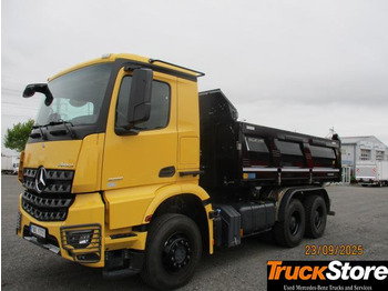 Kipper vrachtwagen MERCEDES-BENZ Arocs 3351