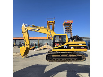 Rupsgraafmachine CATERPILLAR 325B