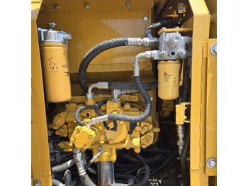 Rupsgraafmachine CATERPILLAR 312D2