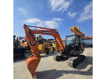 Minigraafmachine DOOSAN DX60