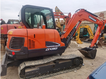 Minigraafmachine DOOSAN DX60