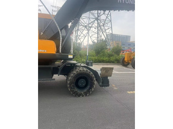 Leasing Hyundai 210W-9 Hyundai 210W-9: afbeelding 3