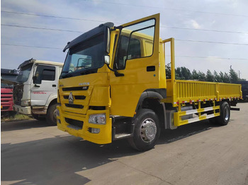 Kipper vrachtwagen SINOTRUK HOWO