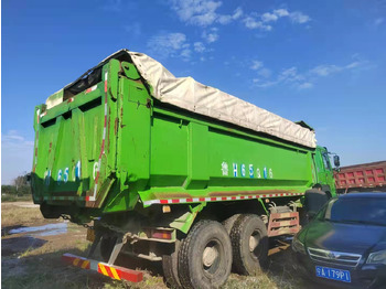 Bakwagen SINOTRUK HOWO