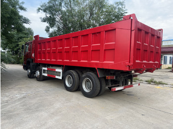 Kipper vrachtwagen SINOTRUK HOWO