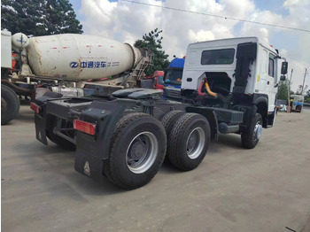 Trekker SINOTRUK Trailer head: afbeelding 4 Trekker SINOTRUK Trailer head: afbeelding 4