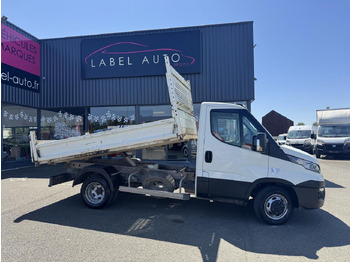 Kipper bestelwagen IVECO Daily 35c12